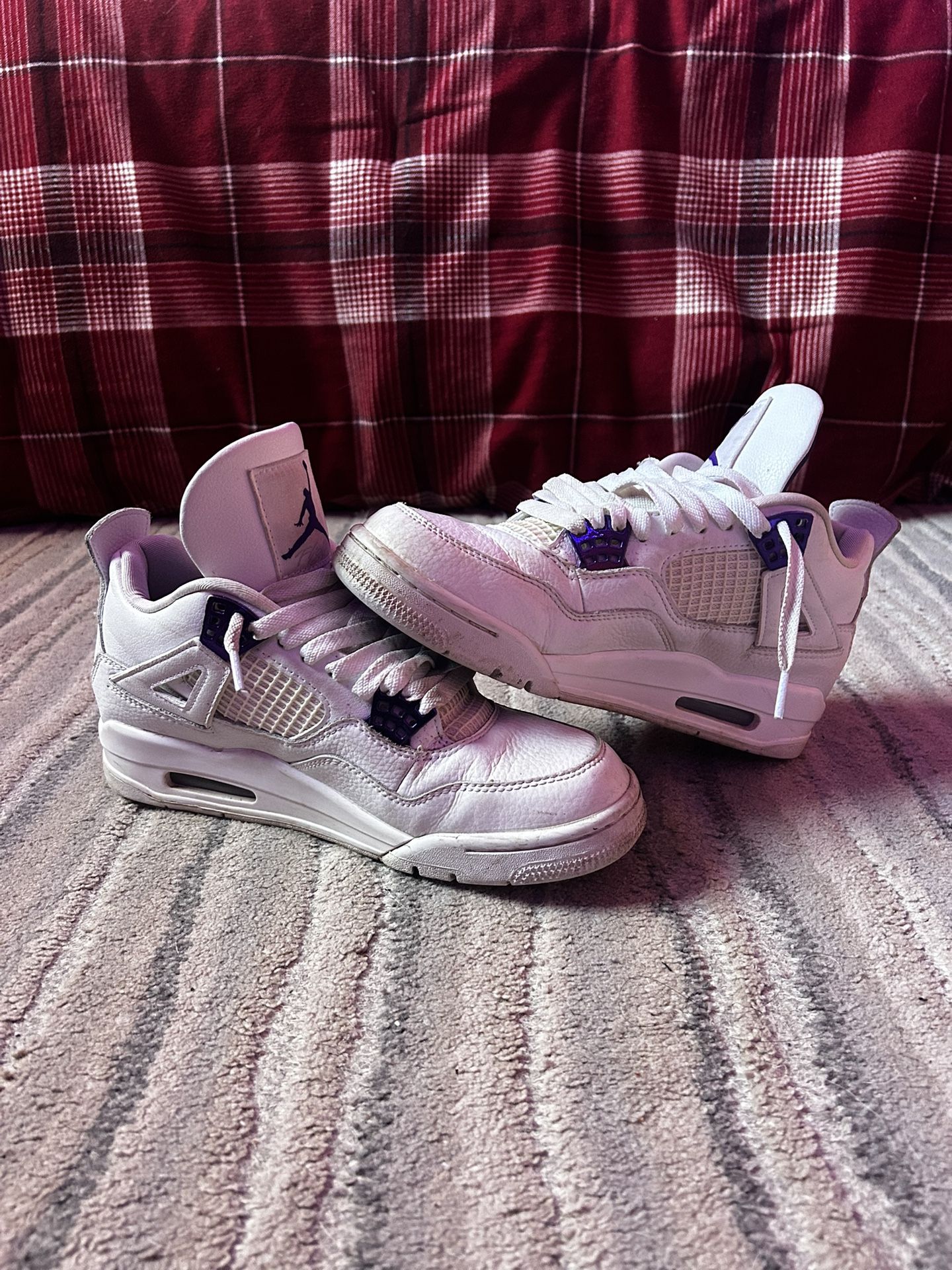 Size 8, no box - Jordan 4 Retro Metallic Purple