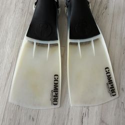 U.S. Divers Aqua-Lung Compro Fins, 9-11
