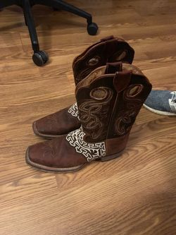 Botas