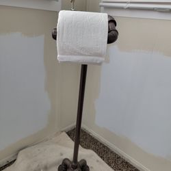 Pipe Toilet Paper Holder
