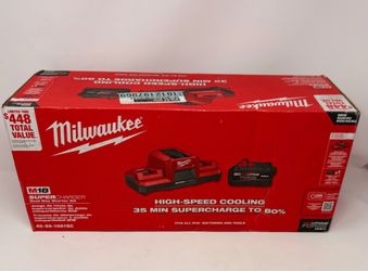 Milwaukee M18 18V FORGE 8.0 Ah Battery Pack with M18 Dual Bay Simultaneous Super Charger