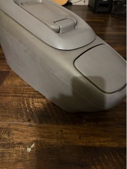 95-98 Chevrolet Silverado center console