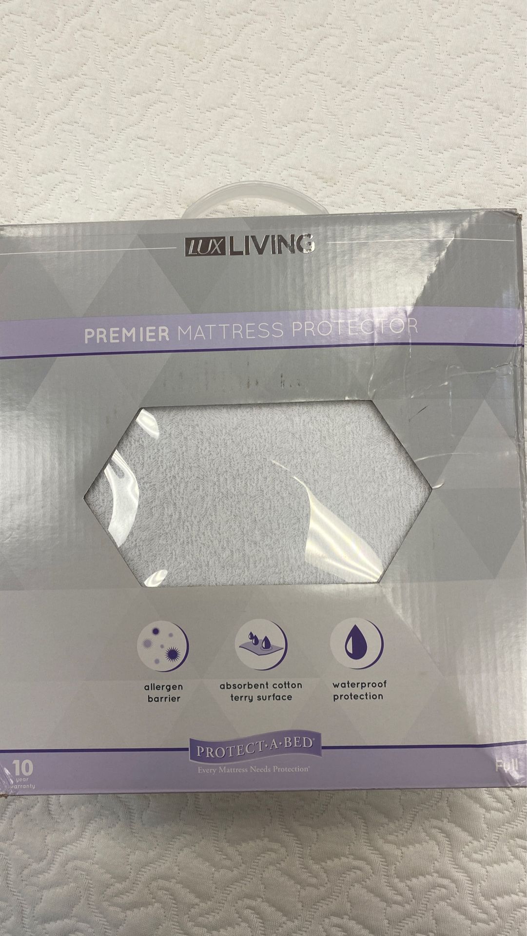 Mattress protector