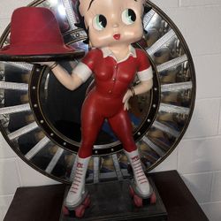 Betty Boop Statue