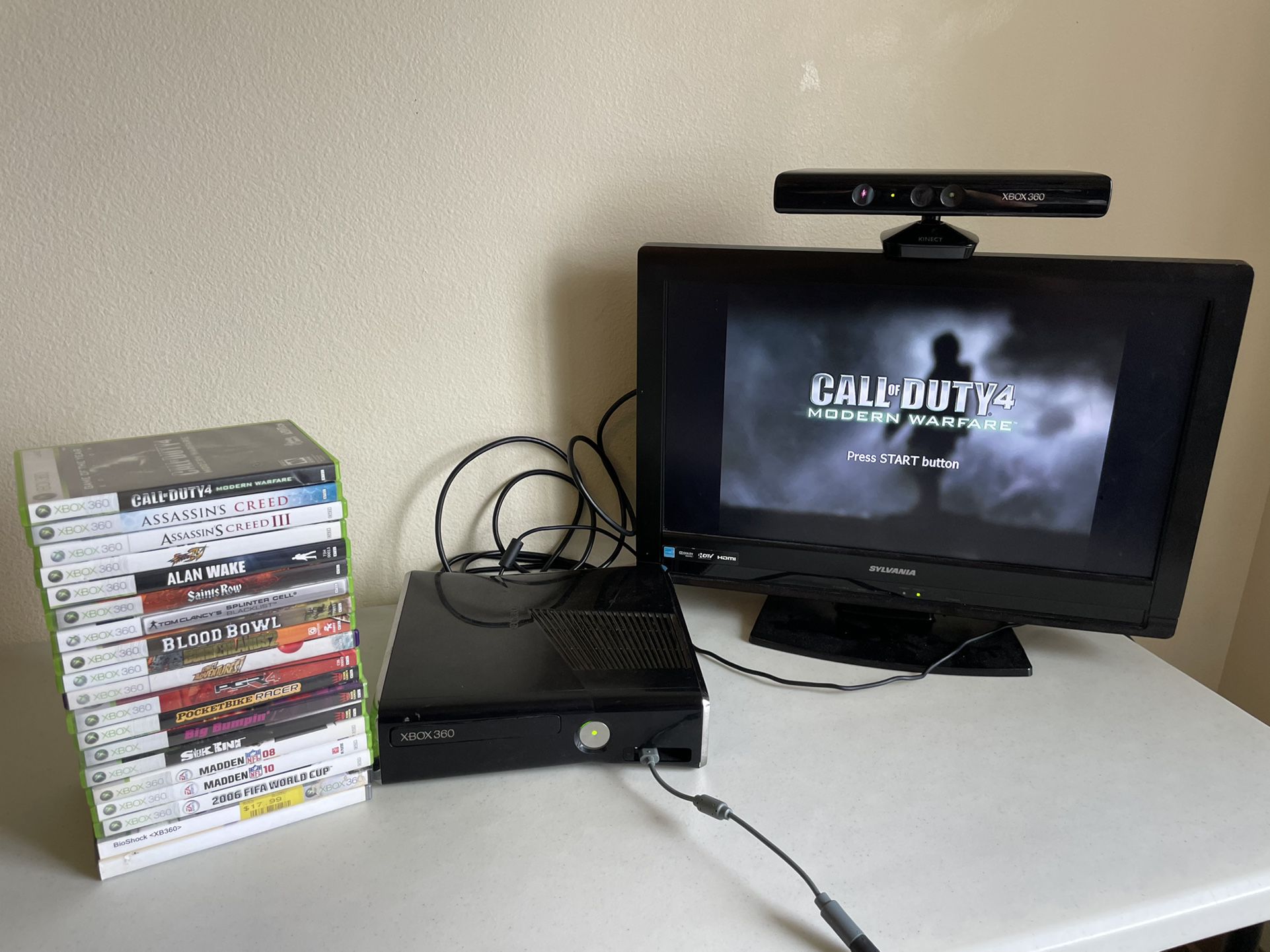 Xbox 360 With kinect And 19 Games