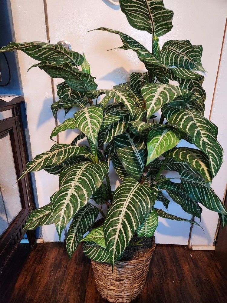 Artificial Plant 4ft Tall