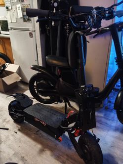 GT08 Electric Scooter