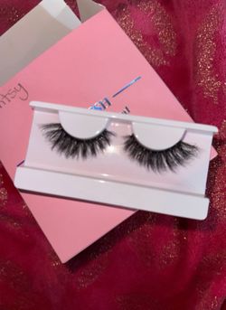 lashes
