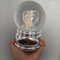 New Wedding Snow Globe
