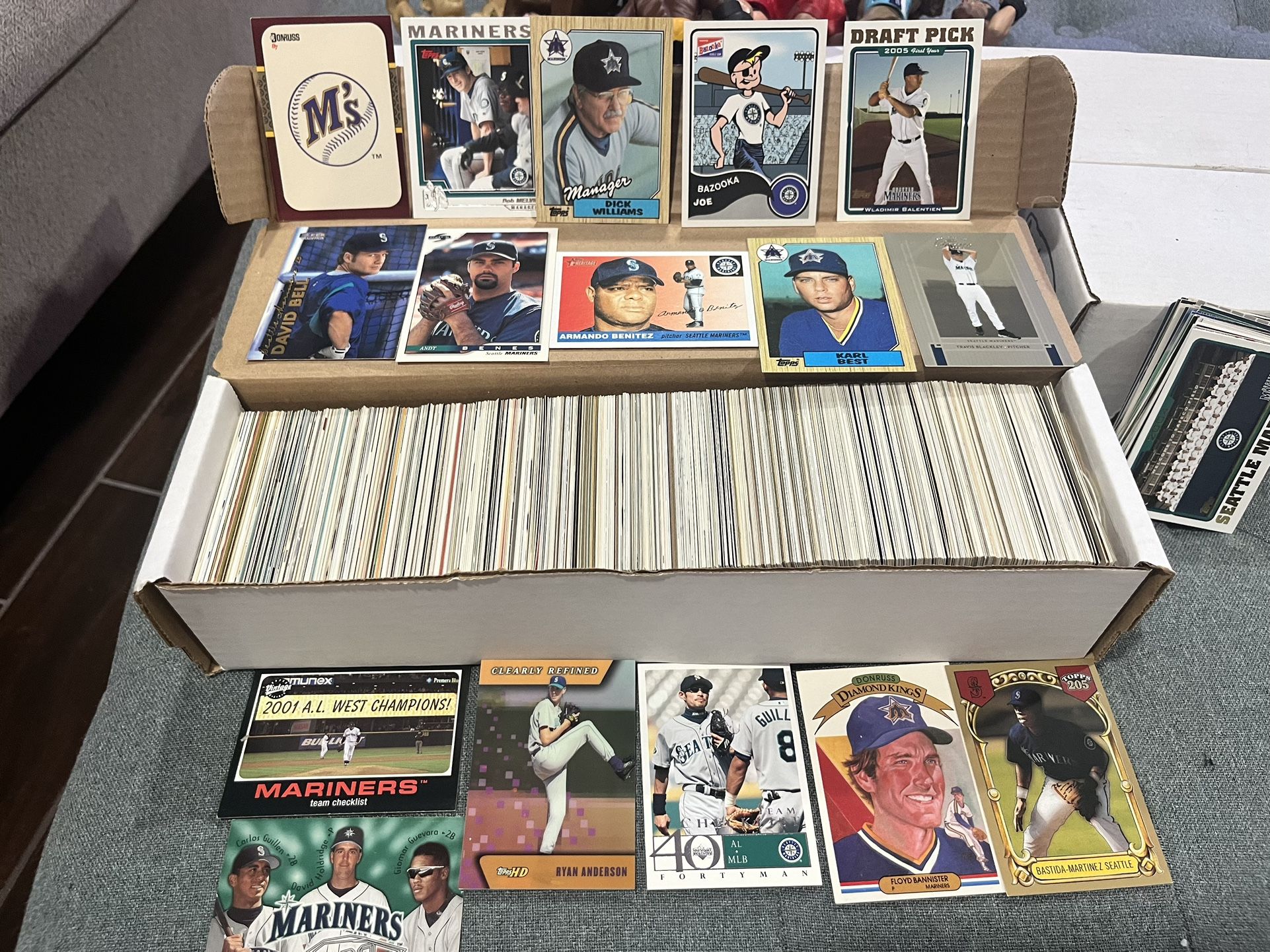 Seattle Mariners 635 Common cards No Duplicates