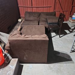Free 3 Peace Couch