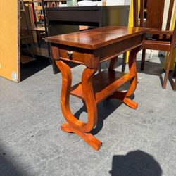 Antreas Antique Oak Finish Side Table W/Drawer