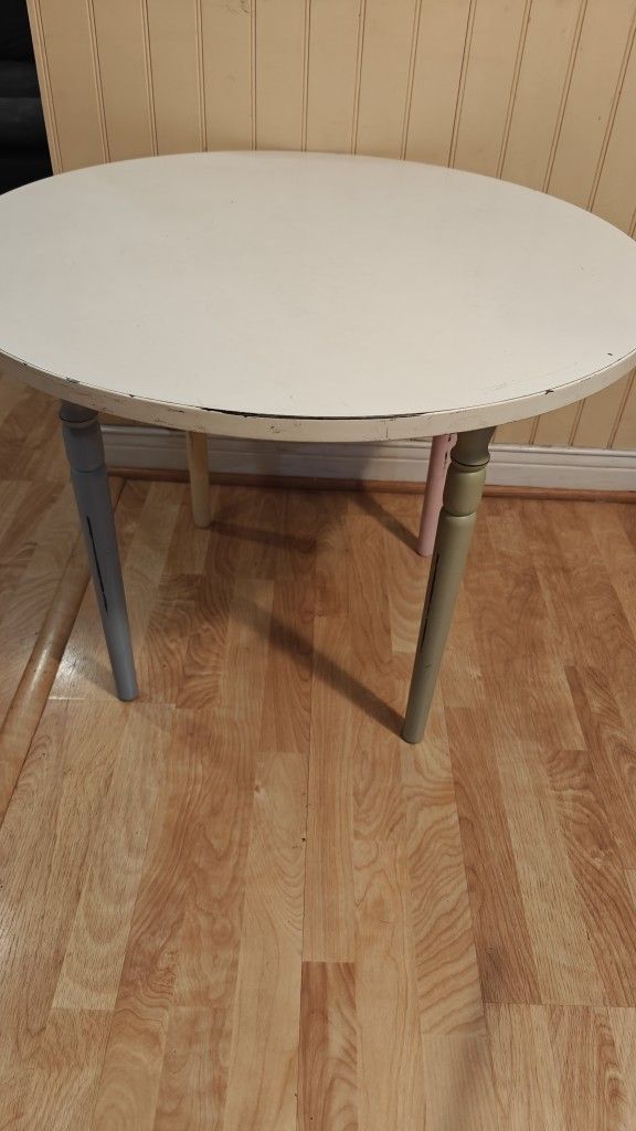 Children Wood Round Table