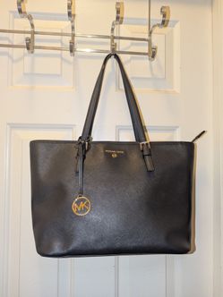 New Michael Kors Handbag