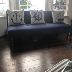 Futon Blue