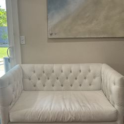 White Sofa 