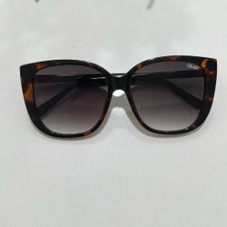 QUAY Sunglasses 