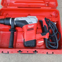 SDS ROTARY HAMMER DRILL MILWAUKEE 