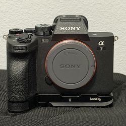 Sony A7 IV – Like New Condition 🔥