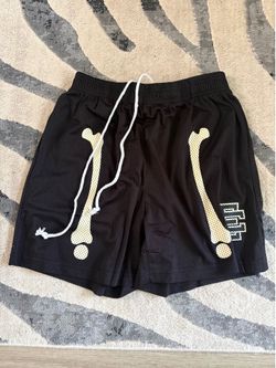 EE black bone shorts