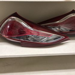 Hyundai Genesis Bk2 taillights