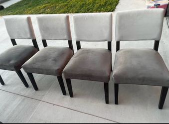 Dining chairs x4