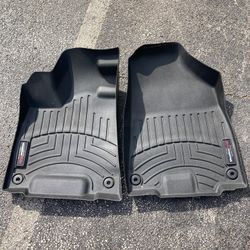 Weather Tech floor mats- Made for a Acura MDX 2017-2020