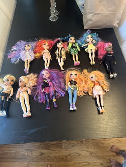 Rainbow High Fashion Dolls LOT 11