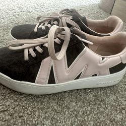 Michael Kors Shoes Size 7