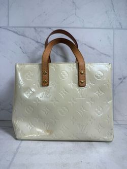 Louis Vuitton Reade PM Vernis Pearl Leather Purse  (A1G008844)