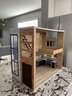 Modern dollhouse