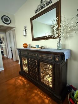 DINING WOODEN SERVER WITH MIRROR