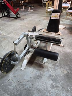 Tuffstuff plate loaded leg extension gym equipment exercise fitness weight machine