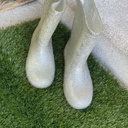 Girl Boots Sz. 2. Waterproof Rain