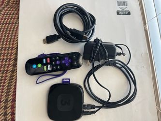 Roku 3rd Gen HD/4K Streaming media player bundle (4200X) with remote, & cables