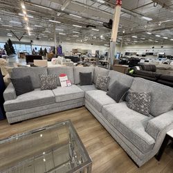 New In Box Light Gray Fabric Sectional With Accent Pillows 
