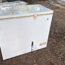 Chest Freezer Works Good