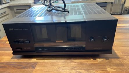 Yamaha MX1000U Amplifier