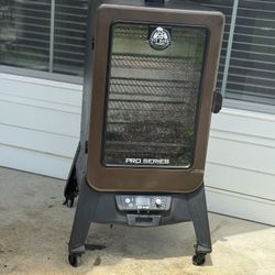 Smoker Pitt Boss Pro Series 