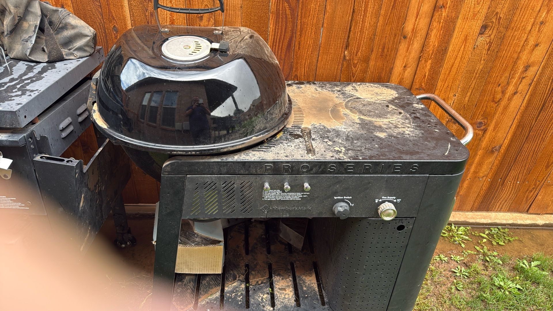 Pro Series Kettle Grill