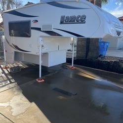 2018 Lance 650 Truck Camper. $ 19500