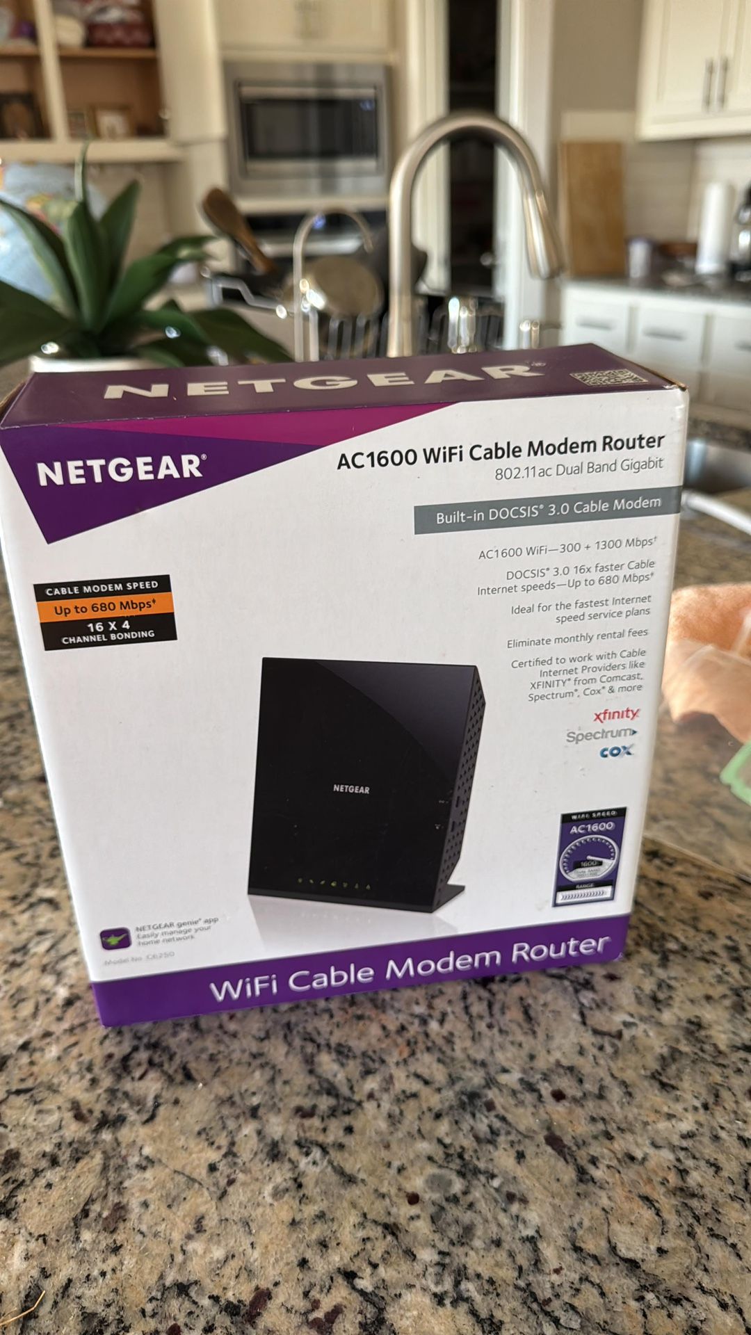 Netgear aAC1600 WIFI Cable Modem Router