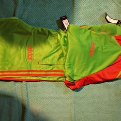 NEW ADIDAS TRACKSUIT GREEN AND RED 