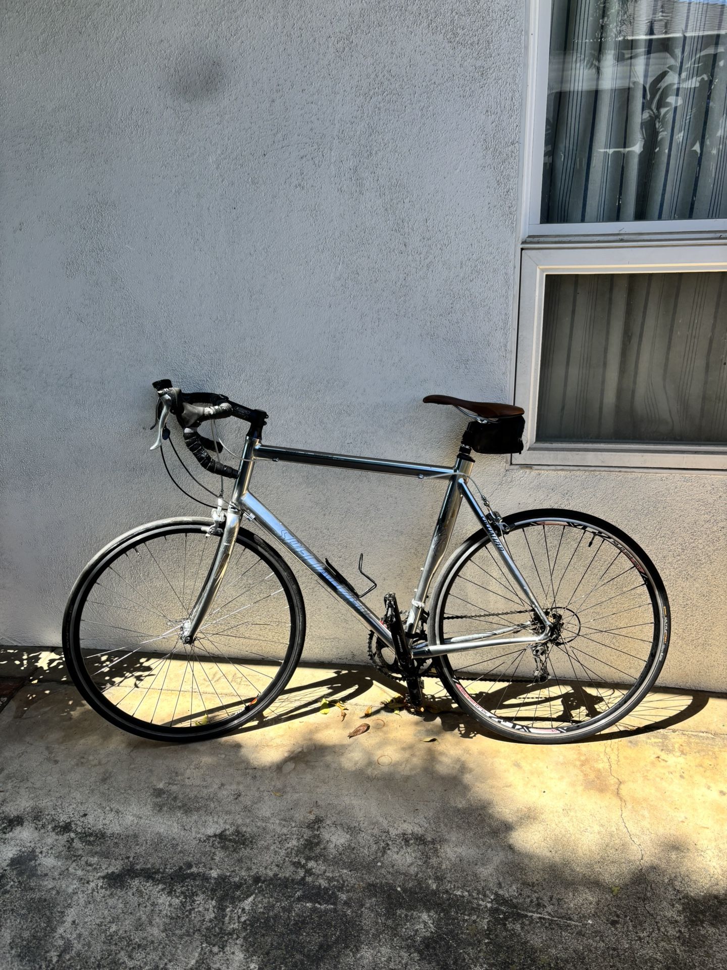 specialized 16 speed road bike