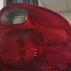 97-03 Flare side Taillight