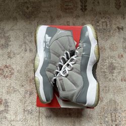 Men’s 2010 Jordan 11 Cool Grey 