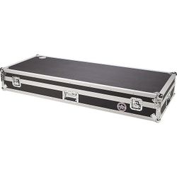 Road Runner 88 Key Keyboard Flight Case with Casters in Brand New Condition 