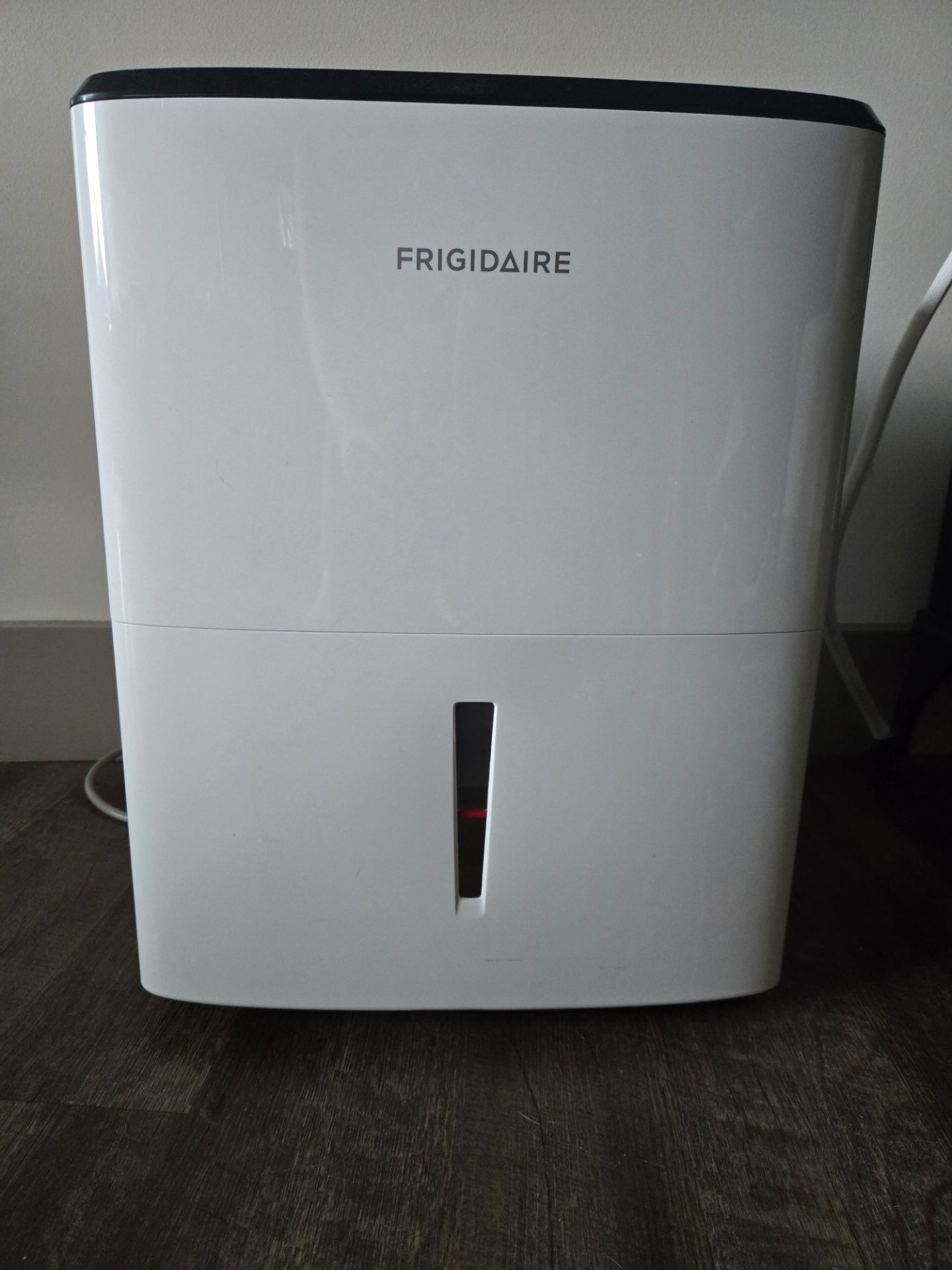 Frigidaire dehumidifier 22 pints