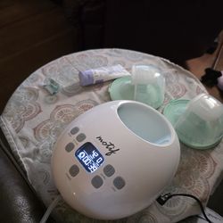 Mom device