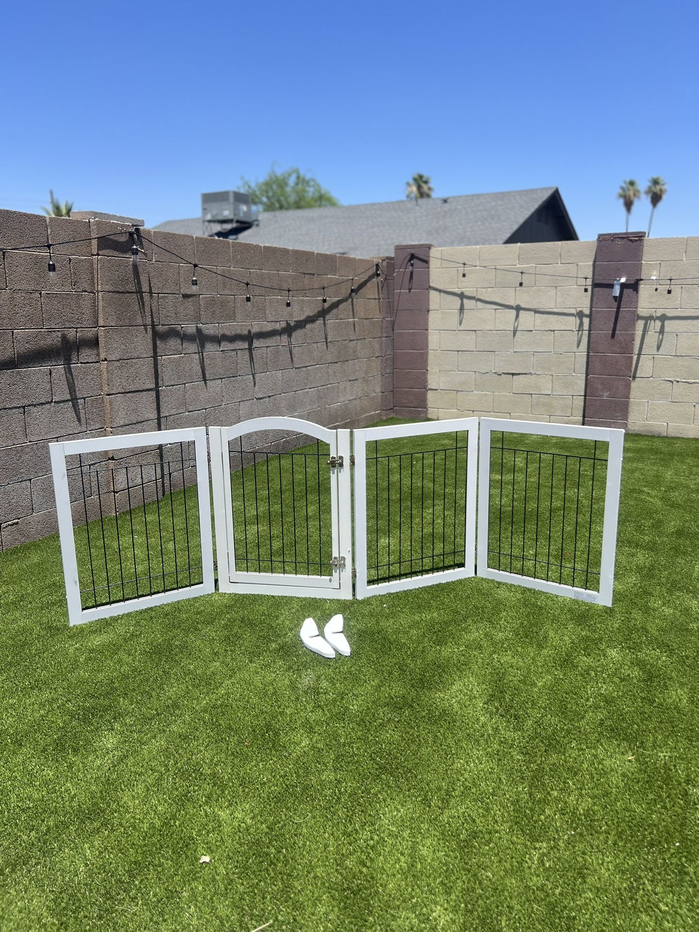SPIRICH 4 Panel Freestanding Pet Gate with Door